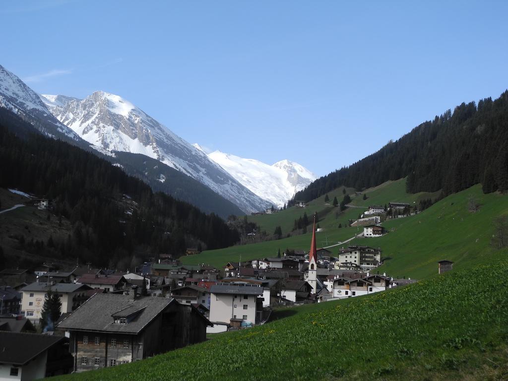 Gaestehaus Alpenland Тукс Экстерьер фото